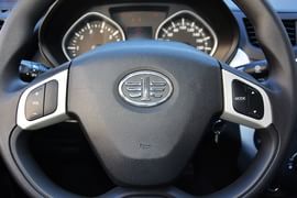 2014款一汽夏利N7