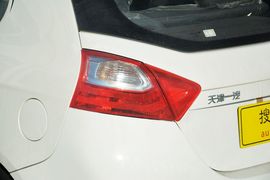 2014款一汽夏利N7
