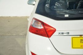 2014款一汽夏利N7