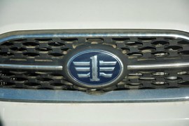2014款一汽夏利N7