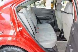 2014款雪佛兰爱唯欧三厢1.4L手动舒享版