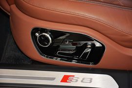 2014款奥迪S8