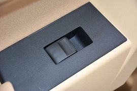 2014款丰田卡罗拉1.6L手动GL-i
