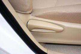 2014款丰田卡罗拉1.6L手动GL-i
