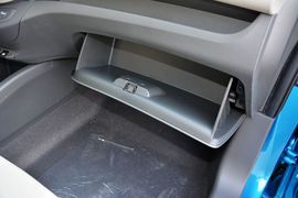 2015款雪佛兰赛欧1.5L手动理想(天窗)版