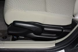 2014款本田思域1.8L自动舒适版