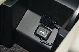 2014款本田思域1.8L自动舒适版
