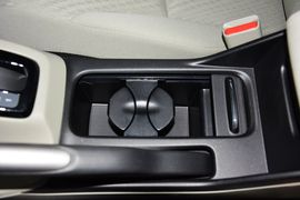 2014款本田思域1.8L自动舒适版