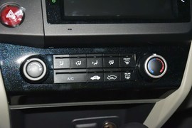 2014款本田思域1.8L自动舒适版