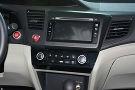 2014款本田思域1.8L自动舒适版