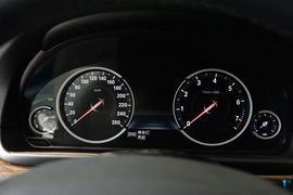 2014款宝马528Li风尚设计套装