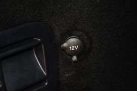 2015款路虎揽胜极光2.0T耀慕创世限量版