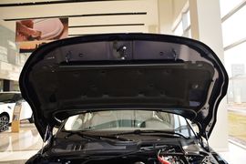 2015款路虎揽胜极光2.0T耀慕创世限量版