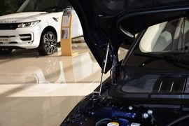 2015款路虎揽胜极光2.0T耀慕创世限量版