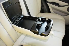 2015款路虎揽胜极光2.0T耀慕创世限量版