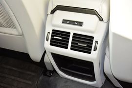 2015款路虎揽胜极光2.0T耀慕创世限量版