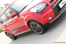 2009款起亚SOUL试驾