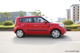 2009款起亚SOUL试驾