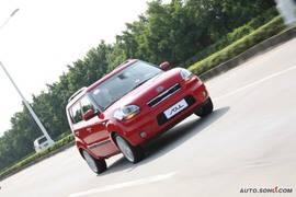 2009款起亚SOUL试驾