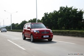 2009款起亚SOUL试驾