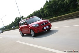 2009款起亚SOUL试驾