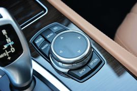 2014款宝马730Li臻享型