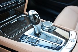 2014款宝马730Li臻享型