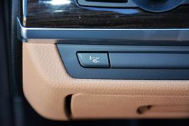 2014款宝马730Li臻享型