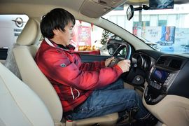 2014款海马M3