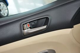 2014款海马M3