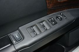 2015款本田奥德赛2.4L智享版