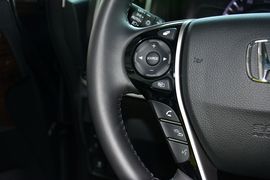 2015款本田奥德赛2.4L智享版