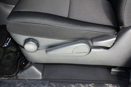 2013款丰田FJ酷路泽4.0L