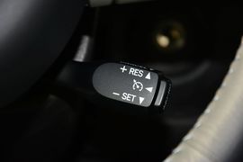 2013款丰田FJ酷路泽4.0L