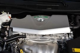 2015款丰田凯美瑞2.0G领先版