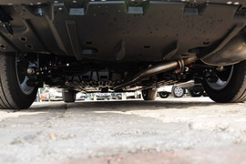 2015款丰田凯美瑞2.0G领先版