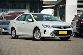 2015款丰田凯美瑞2.0G领先版