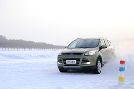 2015款长安福特翼虎1.5T冰雪体验