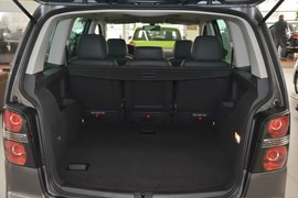 2015款大众途安1.4T自动豪华版5座