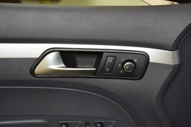 2015款大众途安1.4T自动豪华版5座