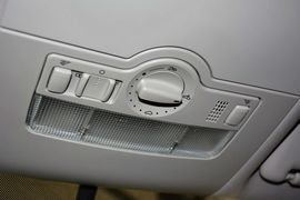 2015款大众途安1.4T自动豪华版5座