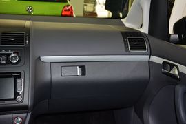 2015款大众途安1.4T自动豪华版5座