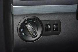 2015款大众途安1.4T自动豪华版5座