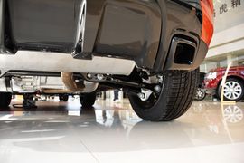 2015款路虎揽胜极光2.0T倾橙限量版