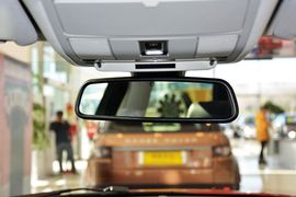 2015款路虎揽胜极光2.0T倾橙限量版