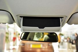 2015款路虎揽胜极光2.0T倾橙限量版