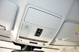 2015款路虎揽胜极光2.0T倾橙限量版