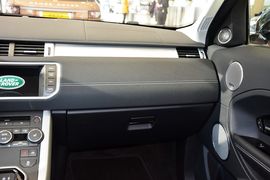 2015款路虎揽胜极光2.0T倾橙限量版