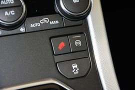 2015款路虎揽胜极光2.0T倾橙限量版