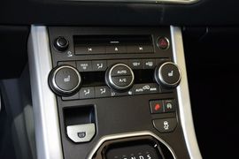 2015款路虎揽胜极光2.0T倾橙限量版